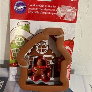 Wilton Gingerbread House & Boy Cookie Cutter Set